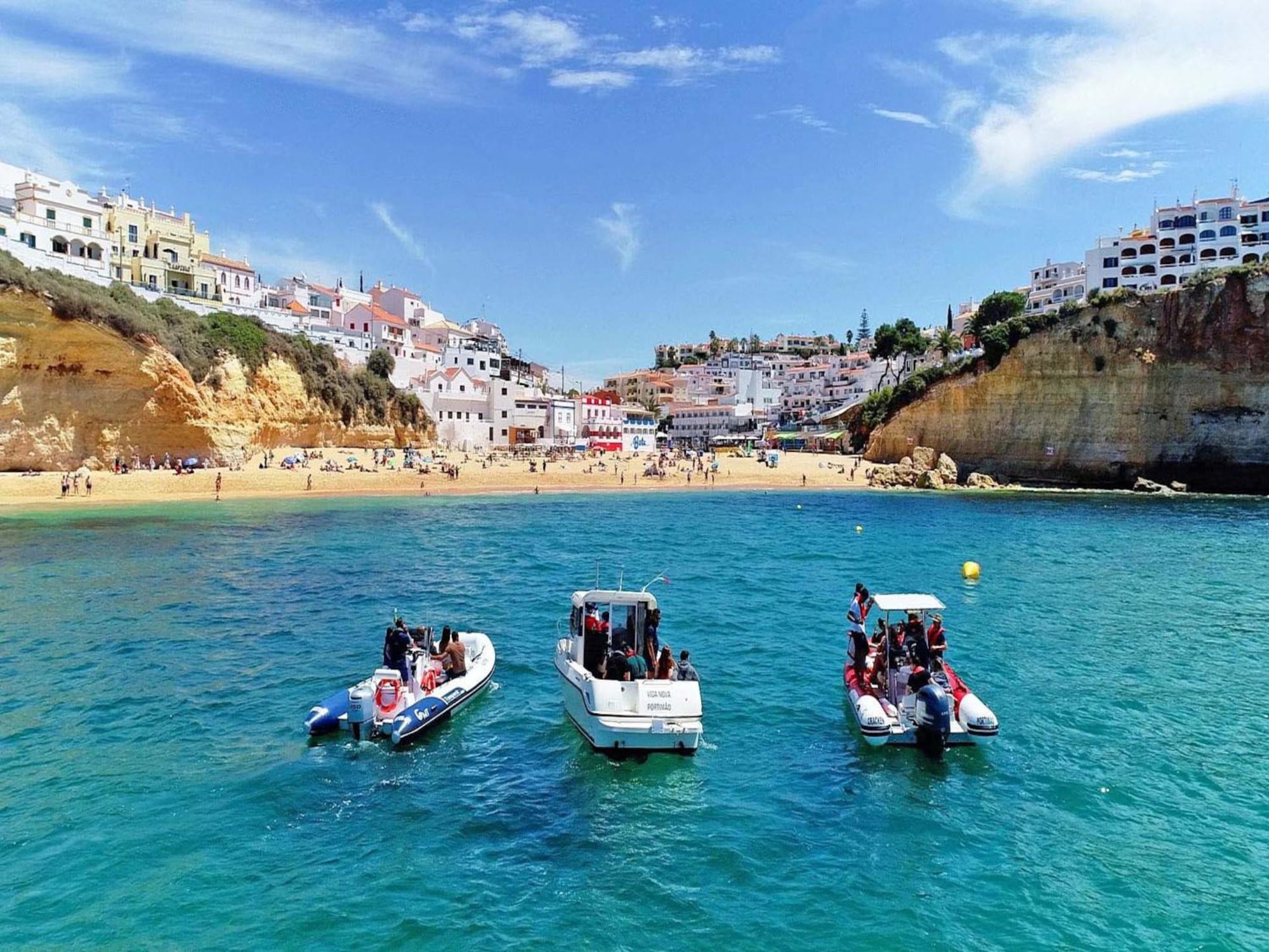 Villa Beachside Bliss Albufeira